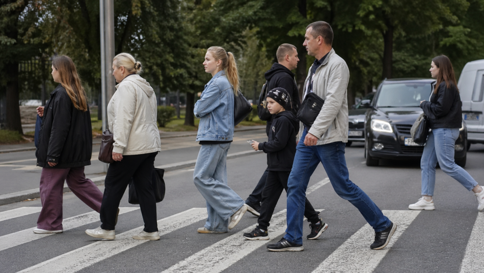 Прокуратура требует новый пешеходный переход у вуза на Банковском переулке